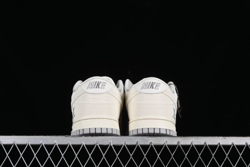 Nike Dunk Shoes